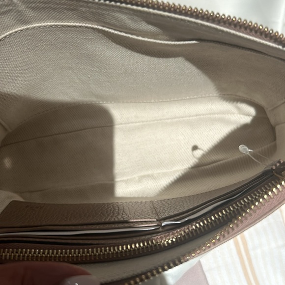 Gucci i zip top wallet/ wristlet. Brand new - Picture 9 of 9